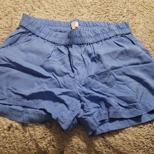 M Women's Crown & Ivy Shorts in Blue.